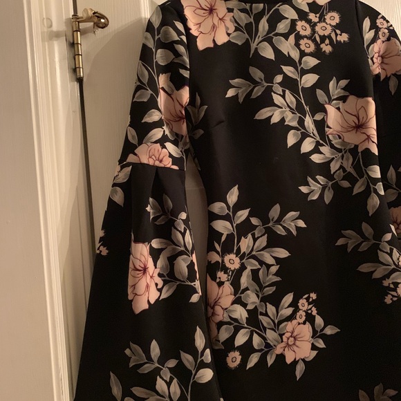 Guess dress - Picture 4 of 8